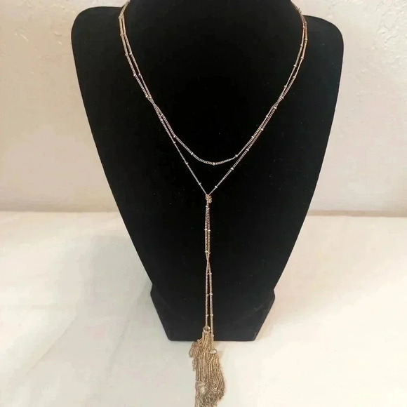 Gold tone Lariat style necklace with 2 tassels 16" drop & 21" including tassels - Picture 1 of 6